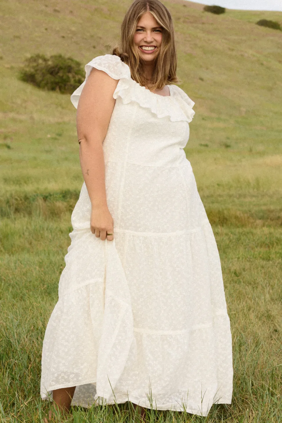 Alaina Dress in Ivory