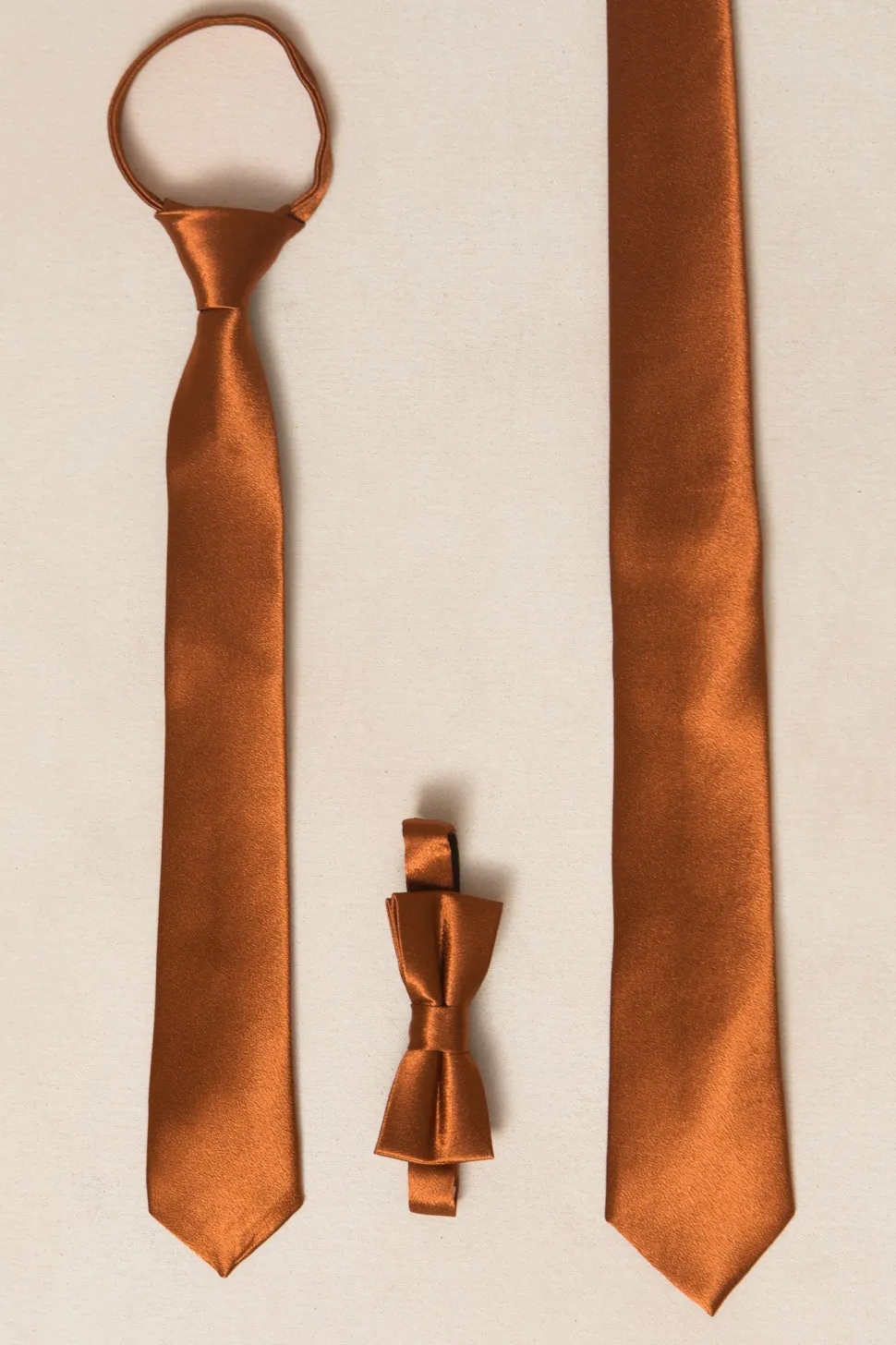 Boys Max Tie in Amber Satin