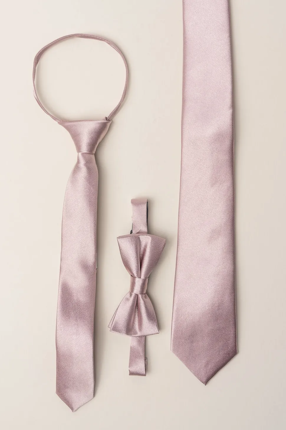 Boys Max Tie in Blush