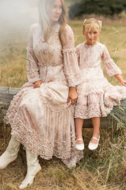 Geneva Dress in Banana Creme Aquarelle Fleur