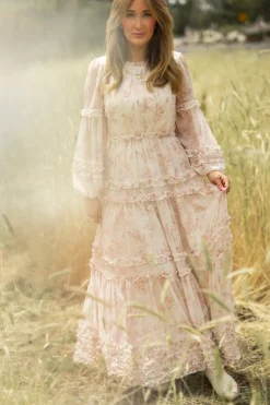 Geneva Dress in Banana Creme Aquarelle Fleur