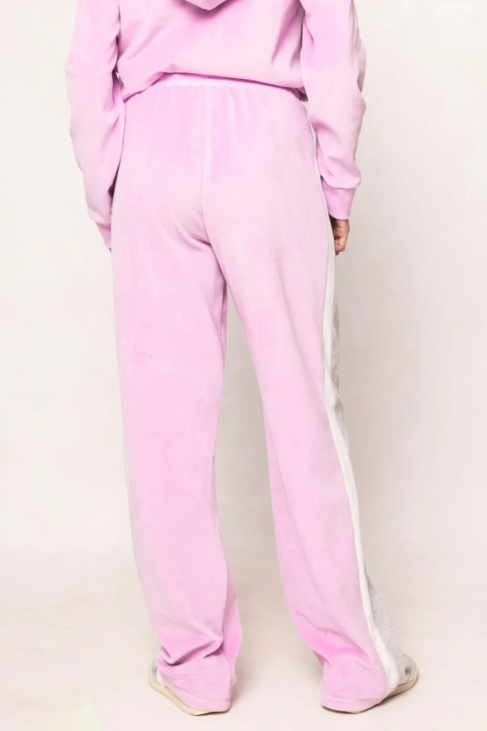 Kailey Velour Track Pants in Pink