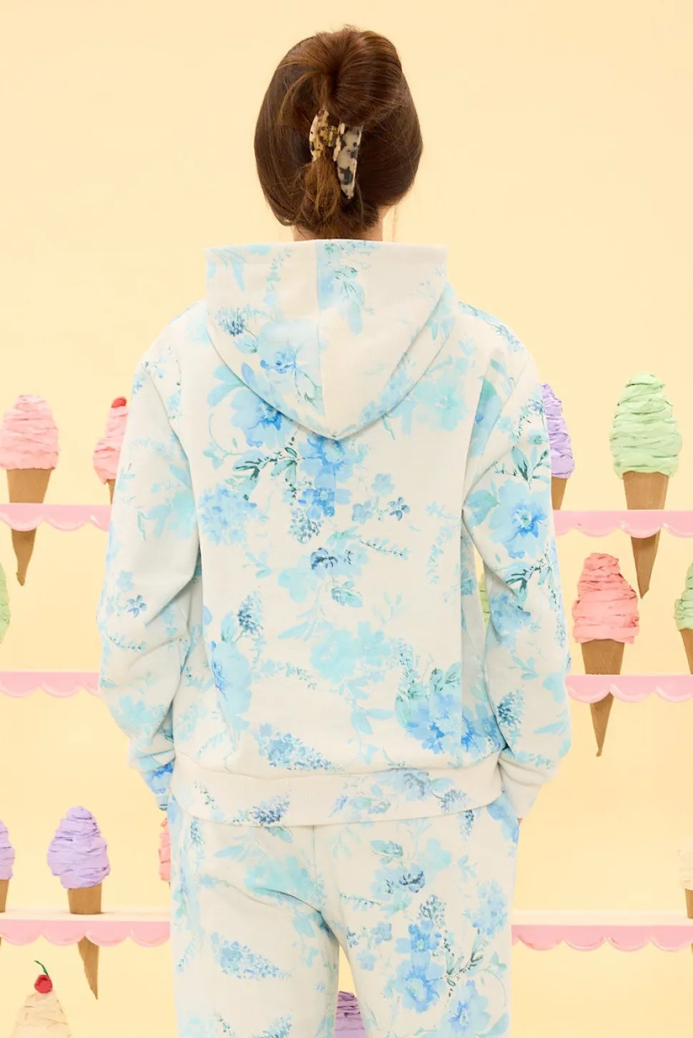 Kian Hooded Sweatshirt in Blue Aquarelle Fleur