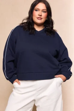 Kinsley Sweatshirt in Navy