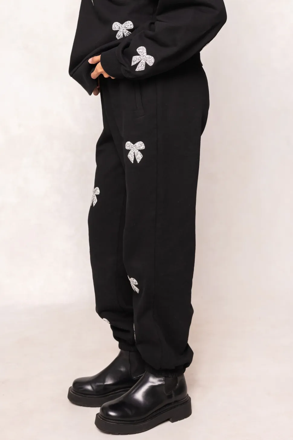 Micah Jogger Sweatpants in Black