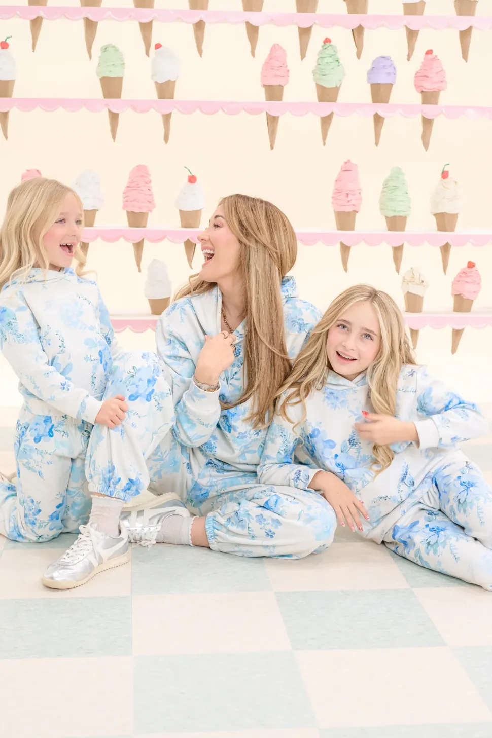 Mini Kian Hooded Sweatshirt in Blue Aquarelle Fleur