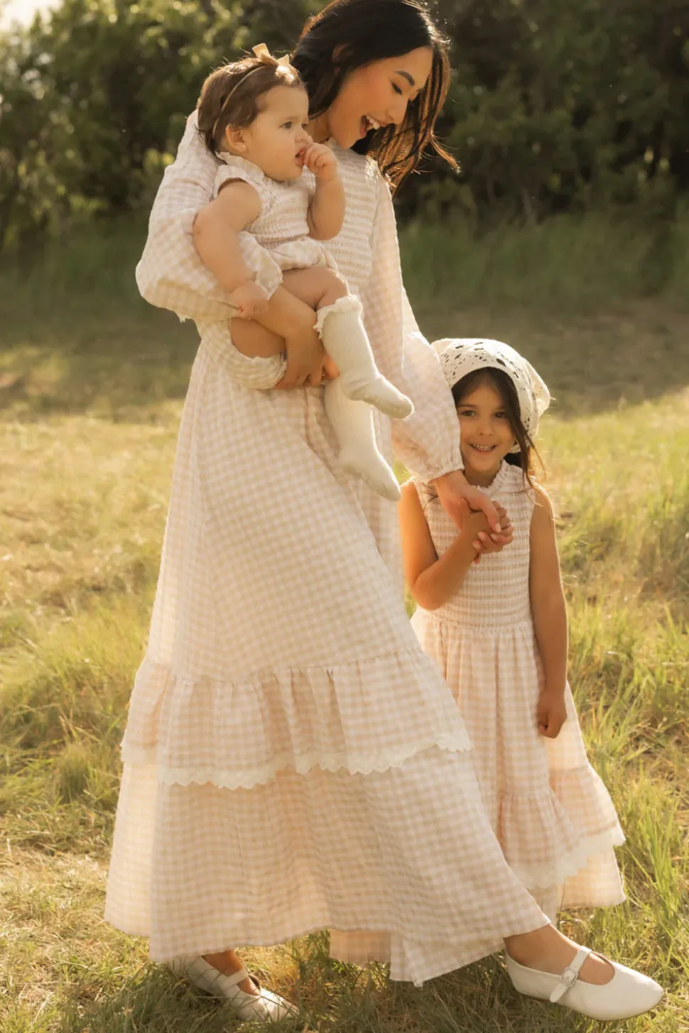 Mini Presley Sleeveless Dress in Cream Gingham