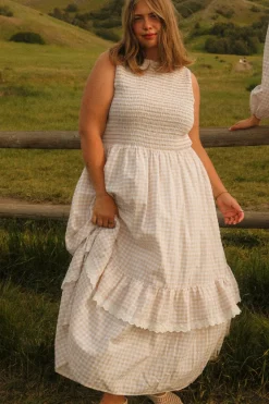 Presley Sleeveless Dress in Cream Gingham